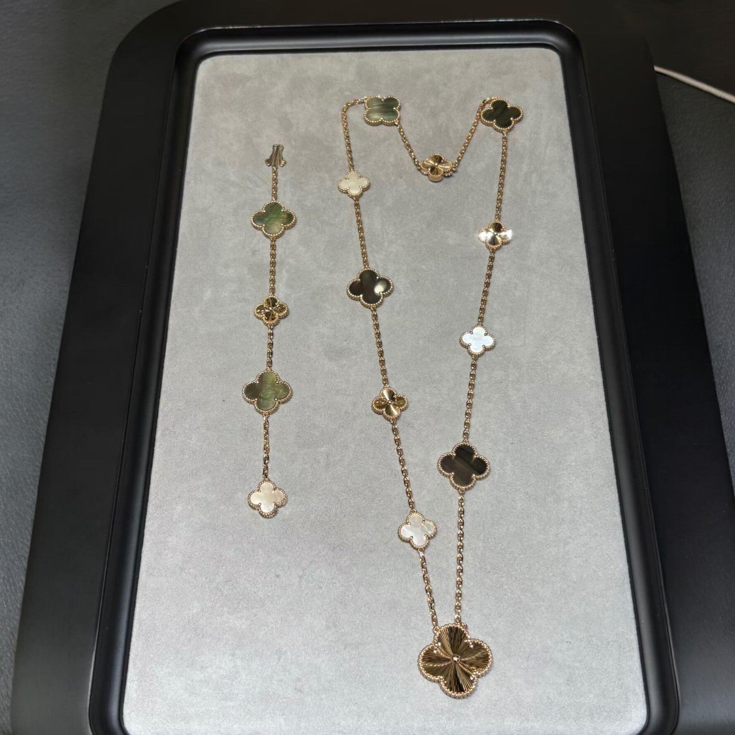 [Aurelle Style]DETACHABLE CLOVER 15(11+4) FLOWER ROSE GOLD NECKLACE SET