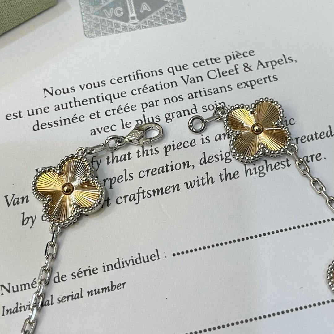 [Aurelle Style]CLOVER  5 MOTIFS  CHRISTMAS LIMITED EDITION BRACELET