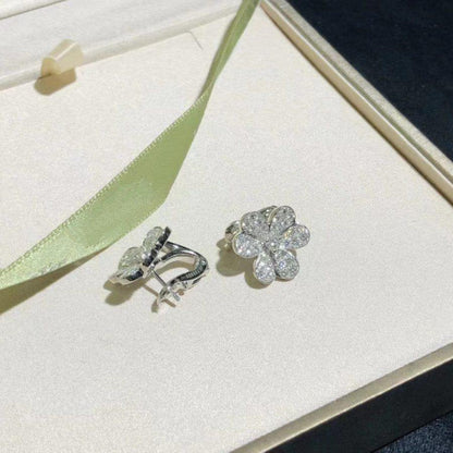 [Aurelle Style]FRIVOLE SILVER FLOWER DIAMOND EARRINGS