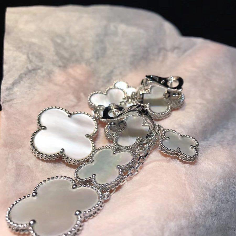 [Aurelle Style]CLOVER EARRINGS WHITE MOP 4 MOTIFS SILVER