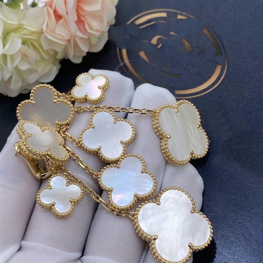 [Aurelle Style]CLOVER EARRINGS WHITE MOP 4 MOTIFS GOLD