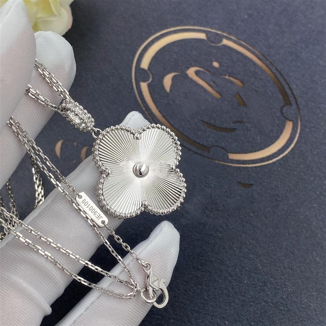 [Aurelle Style]CLOVER 25MM SILVER BIG CLOVER NECKLACE
