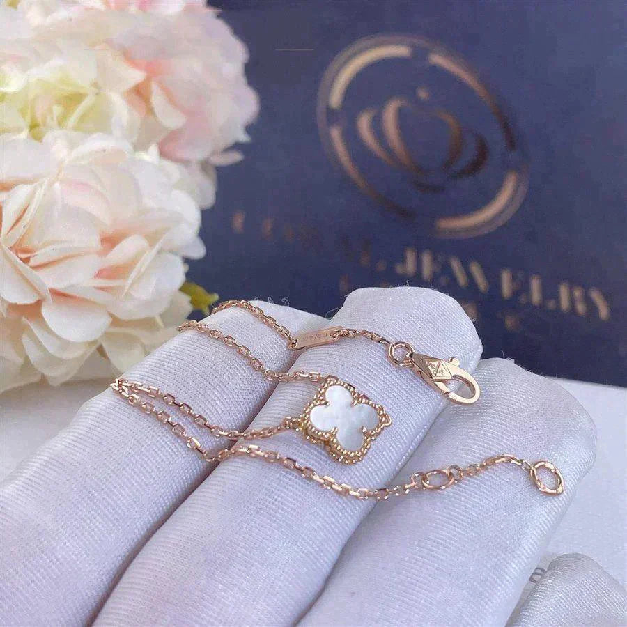 [Aurelle Style]CLOVER WHITE MOP SINGLE FLOWER BRACELET