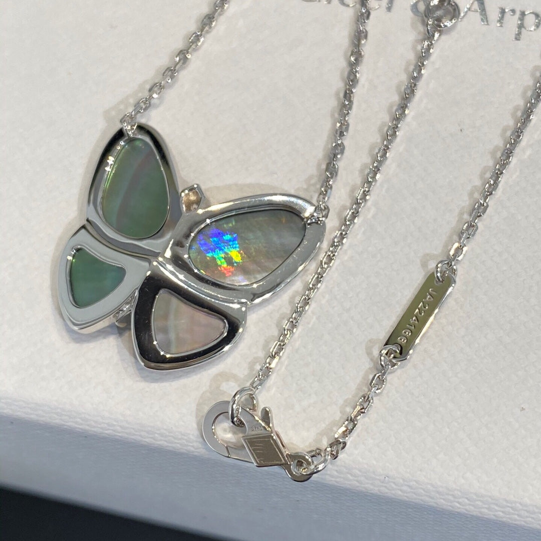 [Aurelle Style]LARGE BUTTERFLY SILVER PENDANT DIAMOND NECKLACE