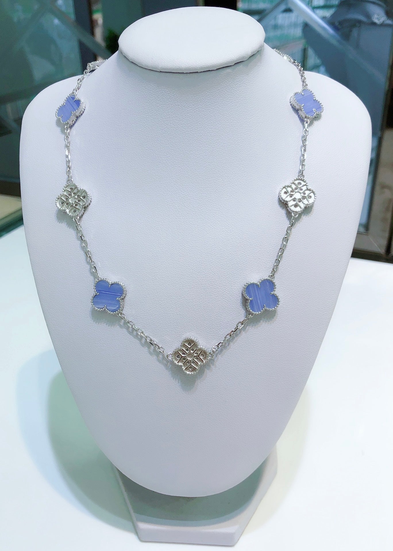 [TOP]CLOVER 10 MOTIFS CHALCEDONY DIAMONDS SILVER NECKLACE