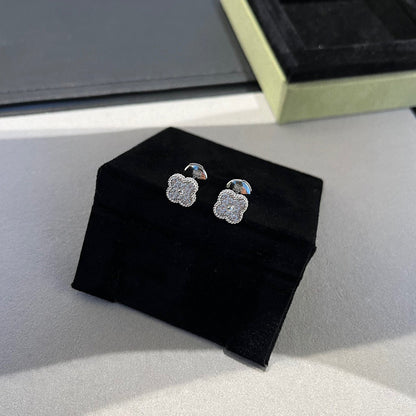 [Aurelle Style]CLOVER MINI DIAMOND STUD EARRINGS