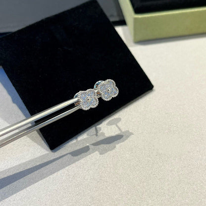[Aurelle Style]CLOVER MINI DIAMOND STUD EARRINGS